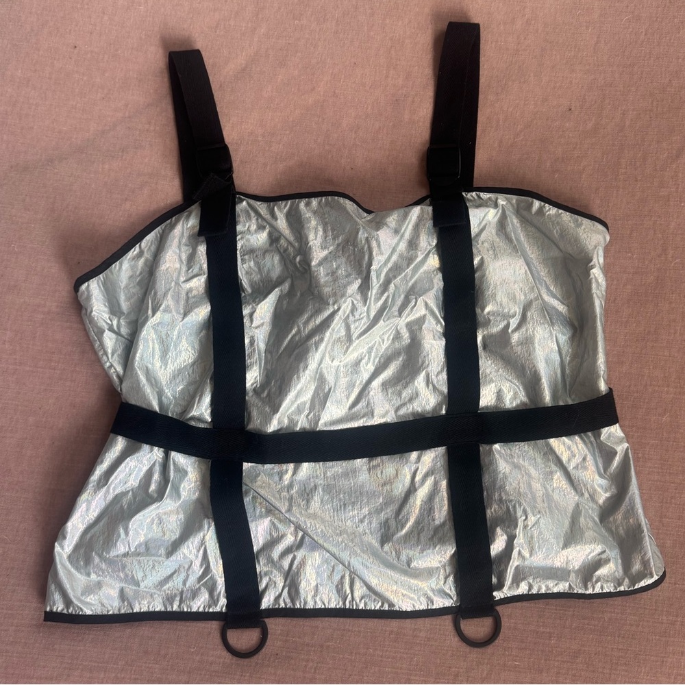MCQ genesis II Alexander McQueen Silver and Black Strappy Top